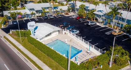 Regency Inn & Suites
