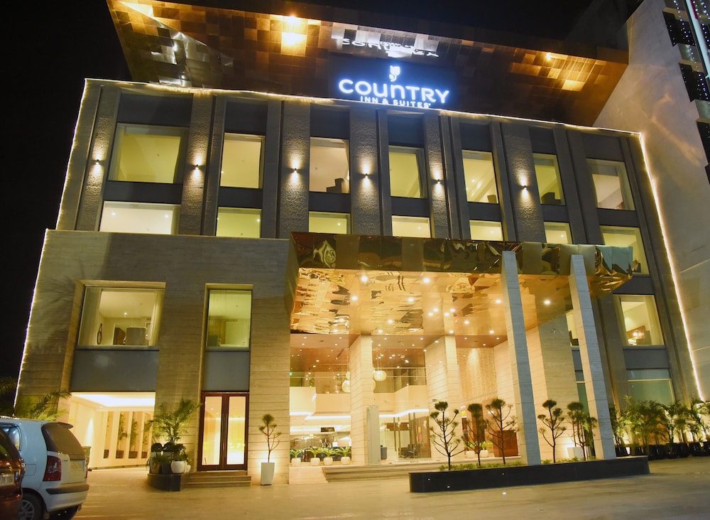 Country Inn & Suites by Radisson Zirakpur in Zirakpur Best Rates