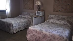 Free WiFi, linens
