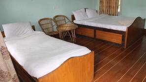 In-room safe, free WiFi
