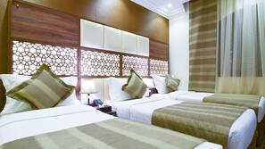 Minibar, in-room safe, blackout curtains, free WiFi