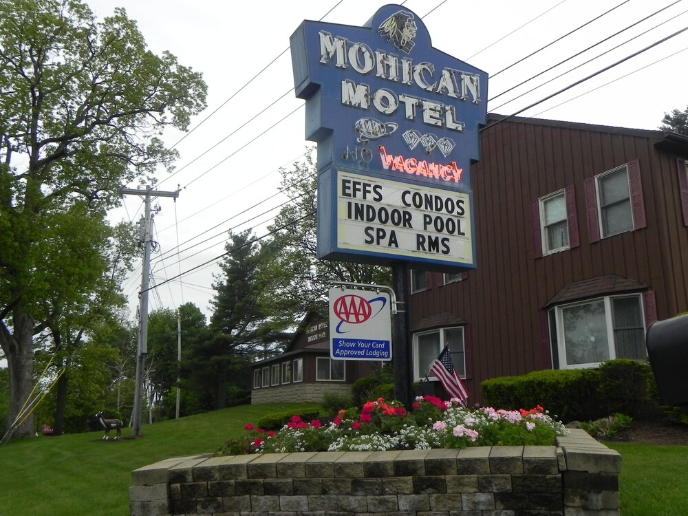 Mohawk Motel Canada Ontario Canada Mohican Motel, Lake George: Room Prices & Reviews | Travelocity