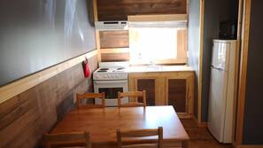 Fridge, hob, coffee/tea maker, toaster