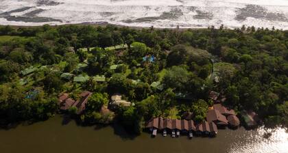 Laguna Lodge Tortuguero