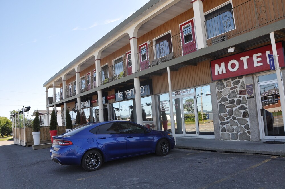 Hotel Motel Le Château Deals & Reviews (LacMegantic, CAN) Wotif