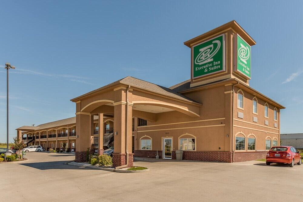 Executive Inn and Suites Cushing, Cushing 70 Room Prices & Reviews
