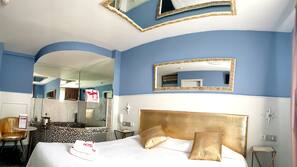 Cortinas opacas y wifi gratis