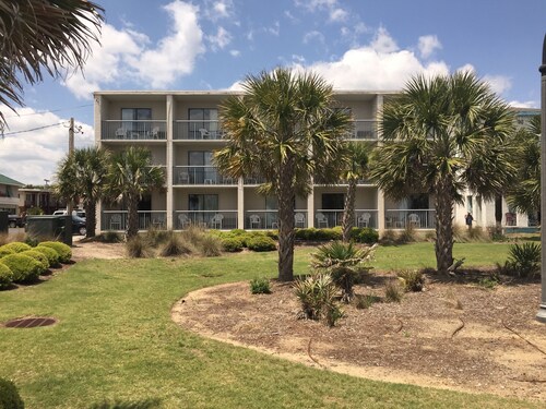 cheap hotels near myrtle beach airport