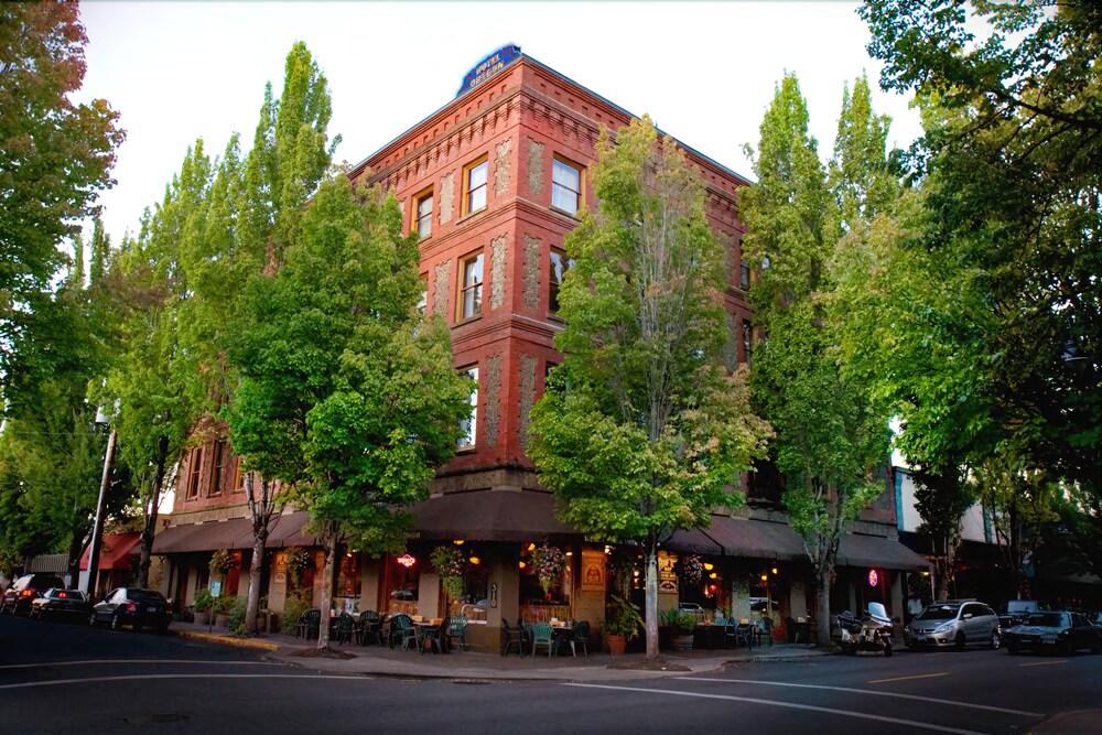 Mcmenamins Hotel Oregon 2018 Room Prices 70 Deals Reviews Expedia Interior Detail Featured Image