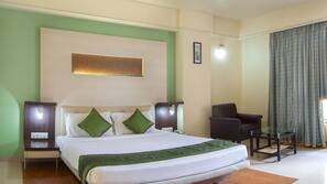 In-room safe, desk, iron/ironing board, rollaway beds