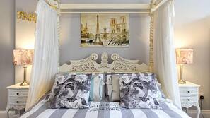 Premium bedding, down duvet, Tempur-Pedic beds, in-room safe