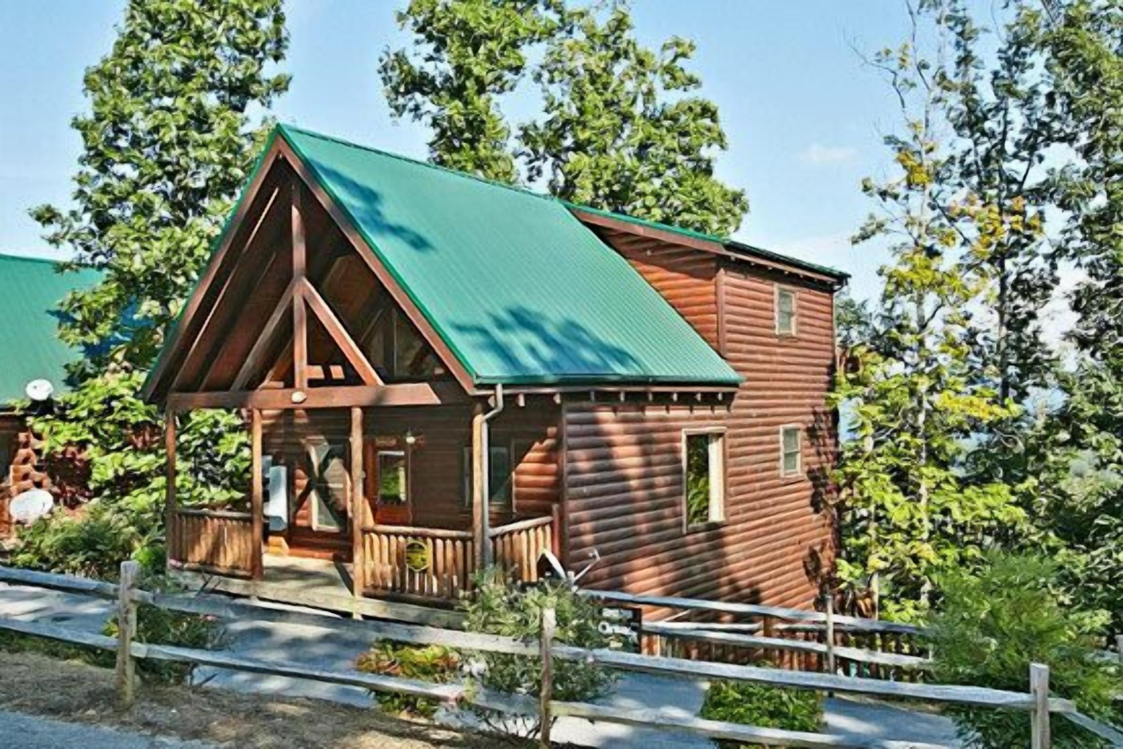 Cabins Of The Smokies In Gatlinburg Pigeon Forge Tn Expedia
