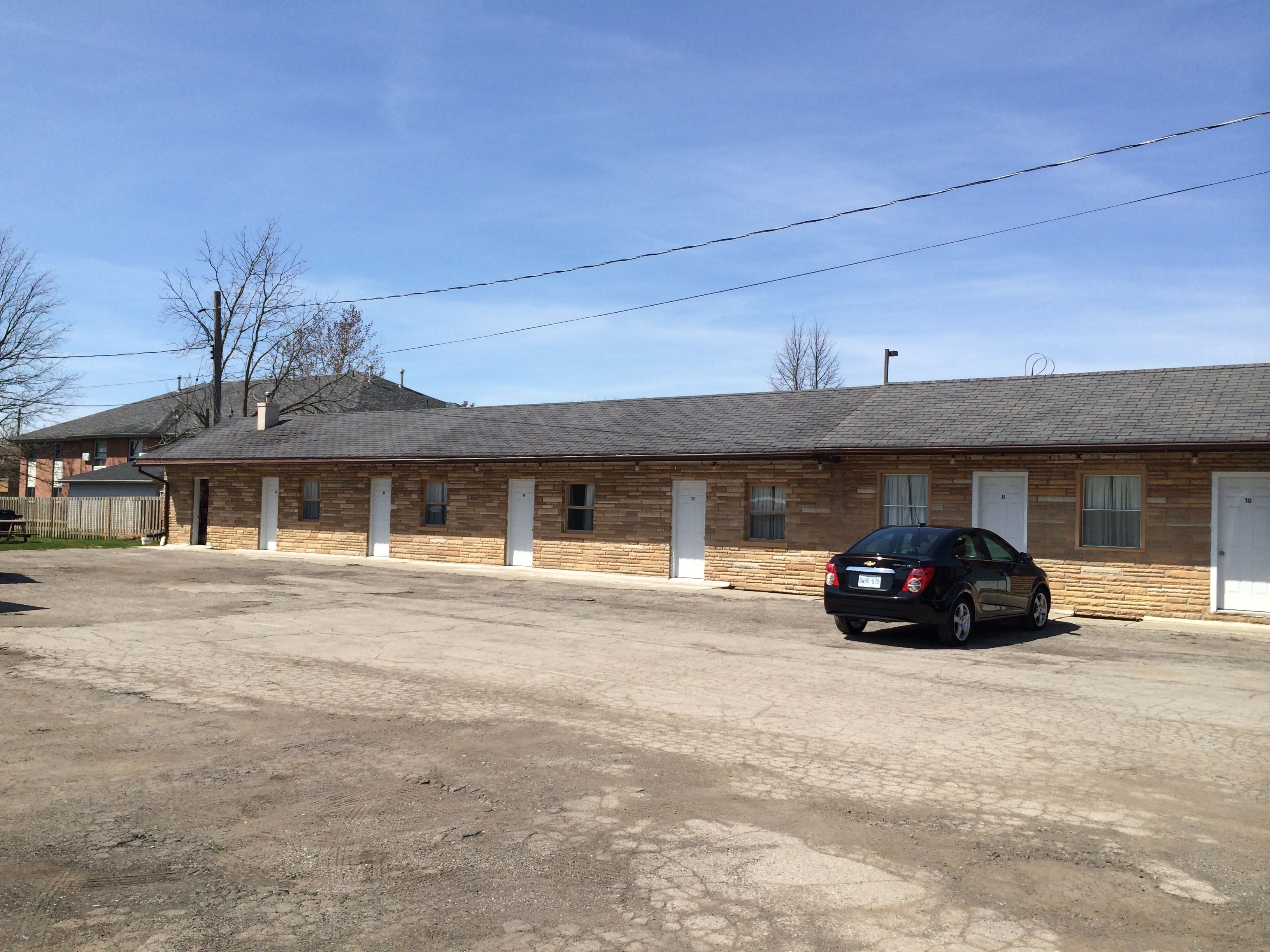 Glenhaven Motel in London, Canada