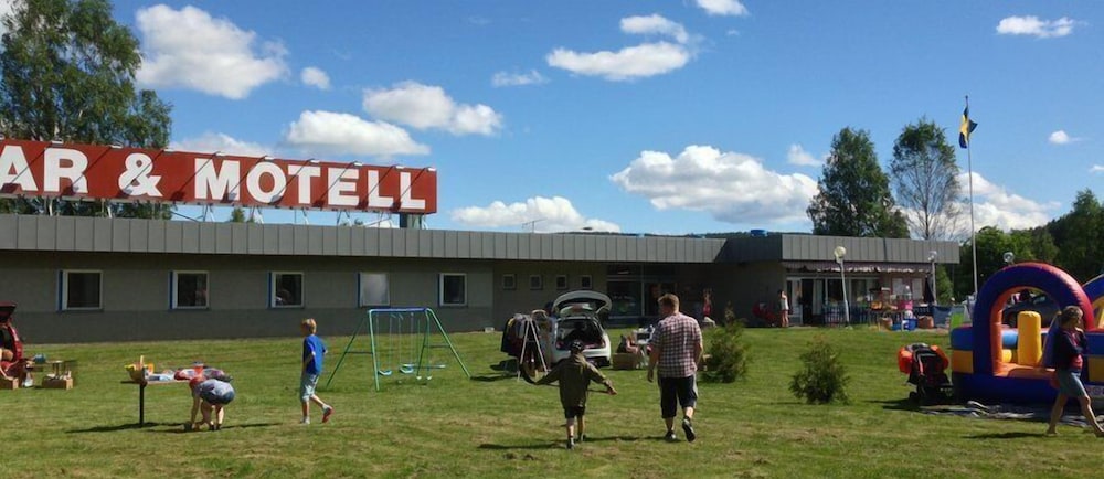 Nätra Motell & Restaurang in Bjasta, Sweden