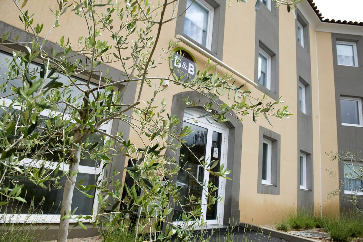 B B Hotel Aix En Provence Le Tholonet In Aix En Provence Expedia
