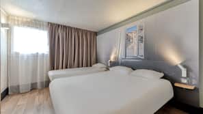Ropa de cama de alta calidad y escritorio