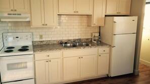 Fridge, microwave