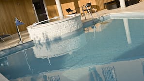 Piscine extérieure (ouverte en saison)