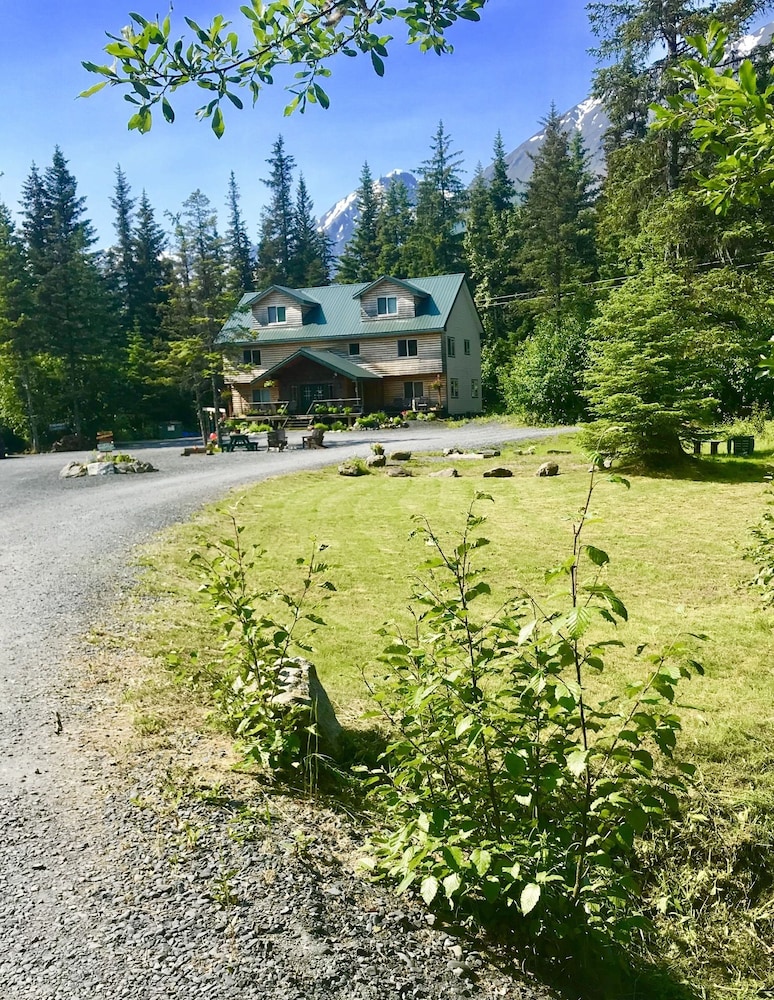 Twin Peaks Lodge and RV Park in Seward Best Rates & Deals on Orbitz