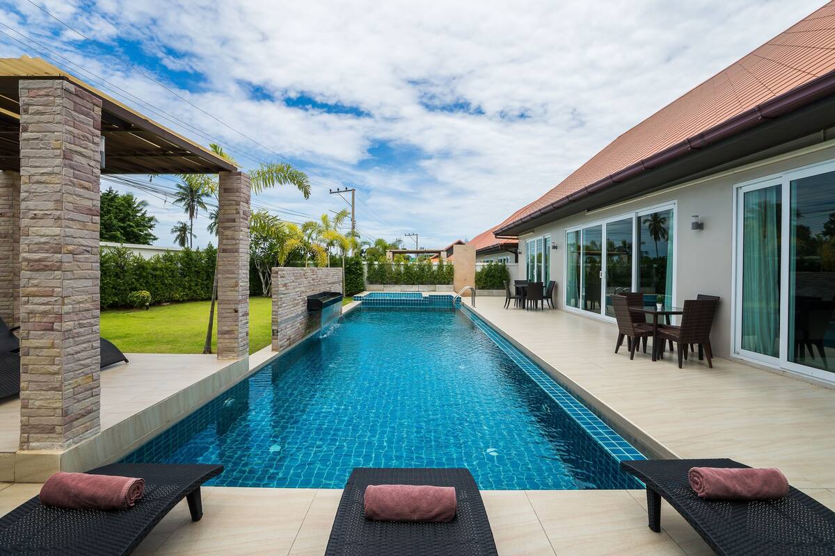 The Ville Jomtien Pool Villa Pattaya 2020 Updated Prices Expedia The Ville Jomtien Pool Villa Pattaya 2020 Updated Prices Expedia