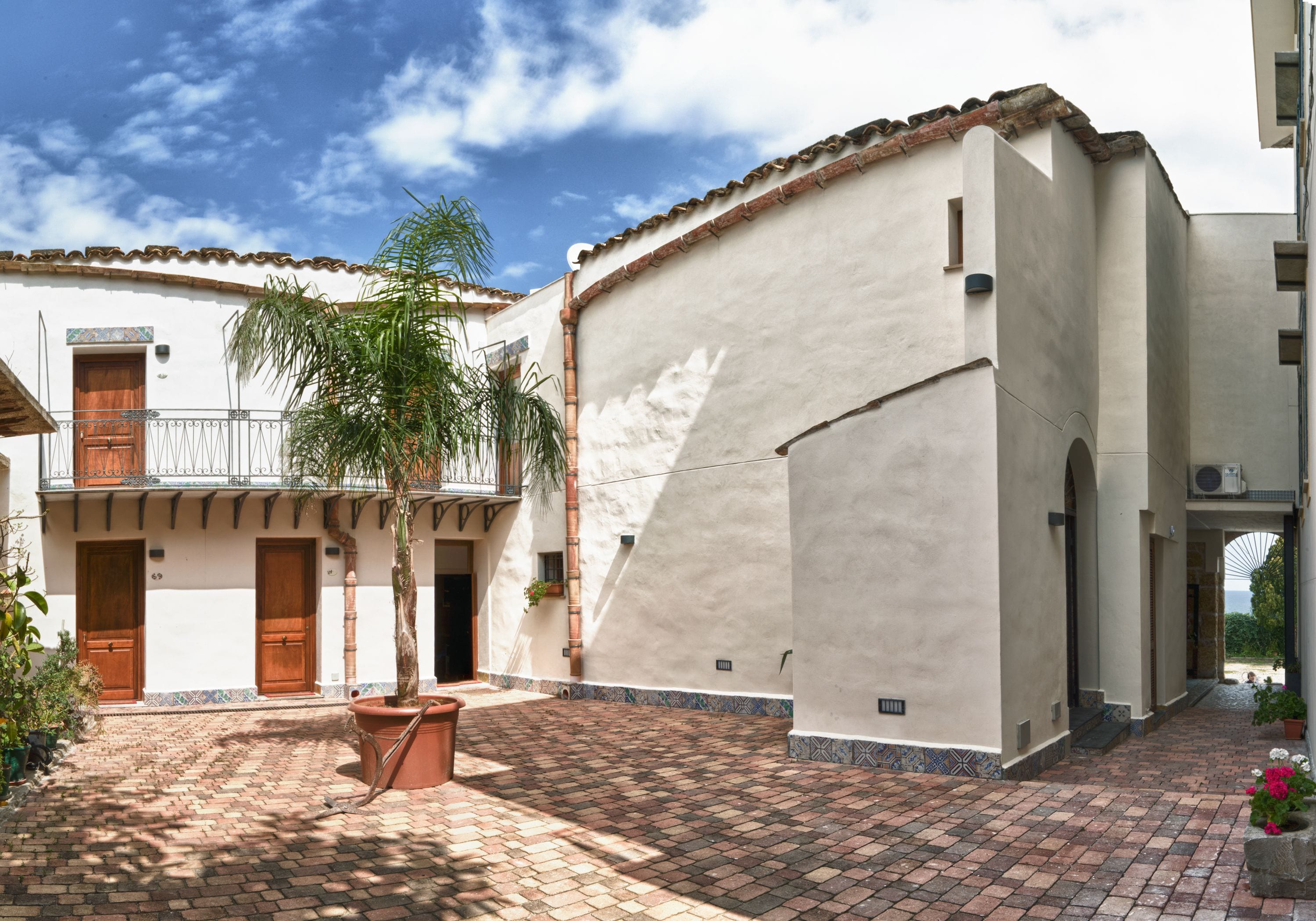 B&B Case Giannone in Santa Flavia, Italy