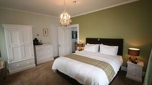 In-room safe, desk, iron/ironing board, free WiFi