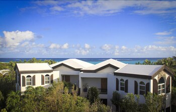 Serenity Cottages Deals Reviews Shoal Bay Aia Wotif