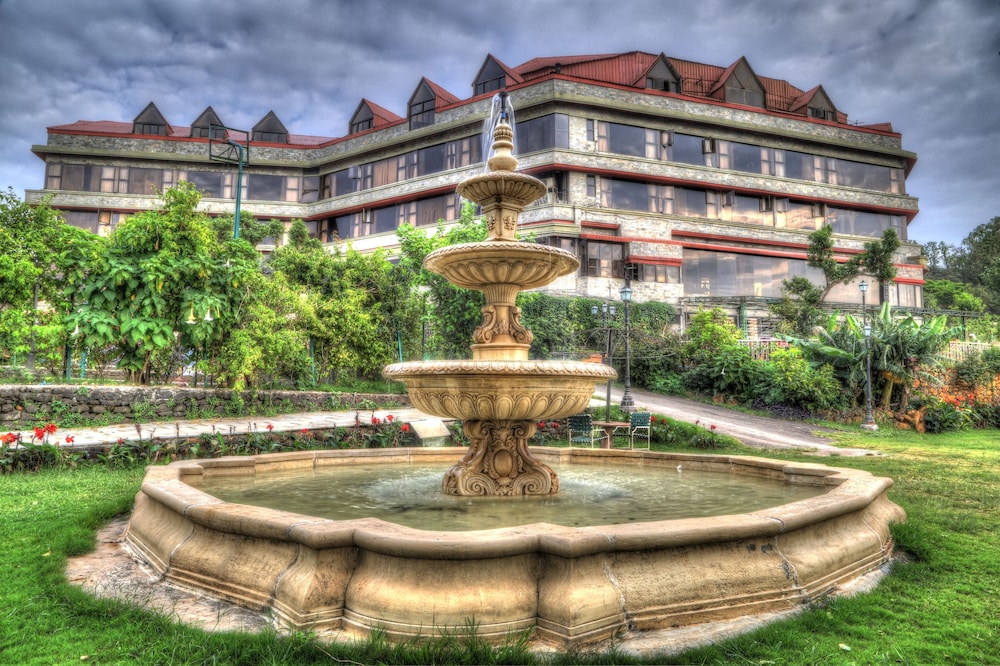 Ravine Hotel in Mahābaleshwar, India