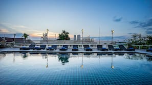 Outdoor pool, pool loungers