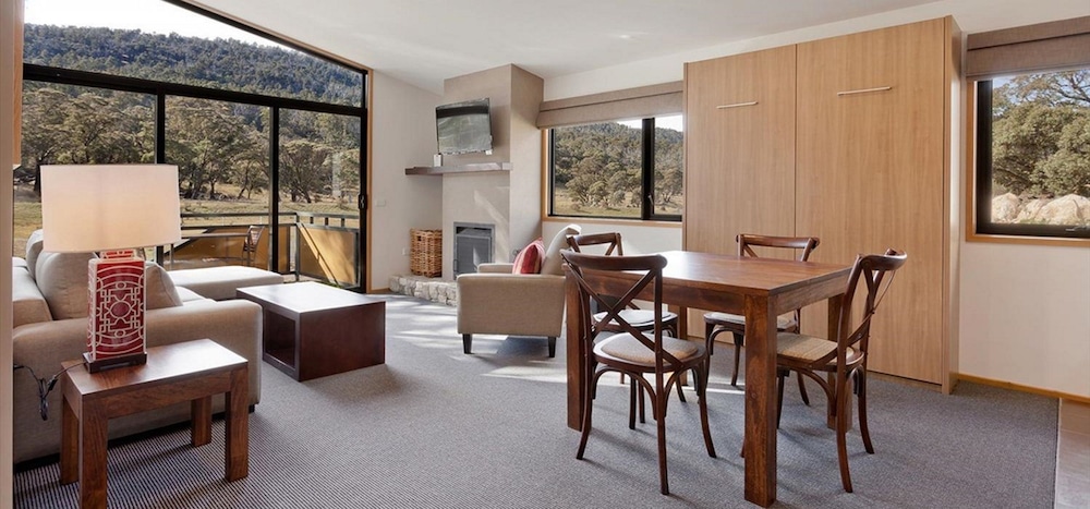 Lake Crackenback Resort & Spa