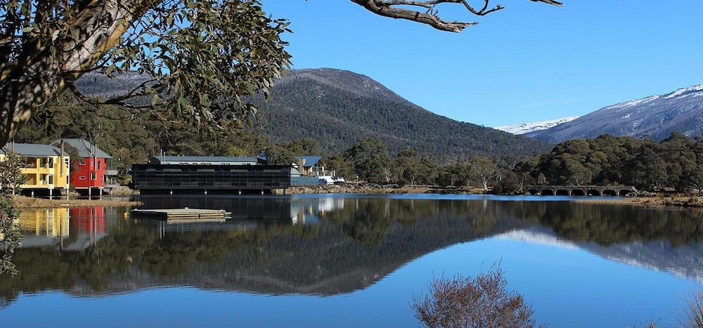 Lake Crackenback Resort & Spa