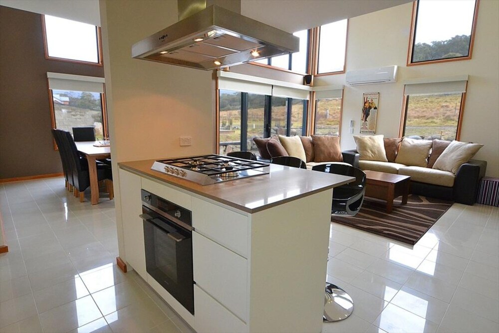 Lake Crackenback Resort & Spa