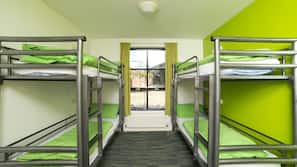 Free cots/infant beds, wheelchair access