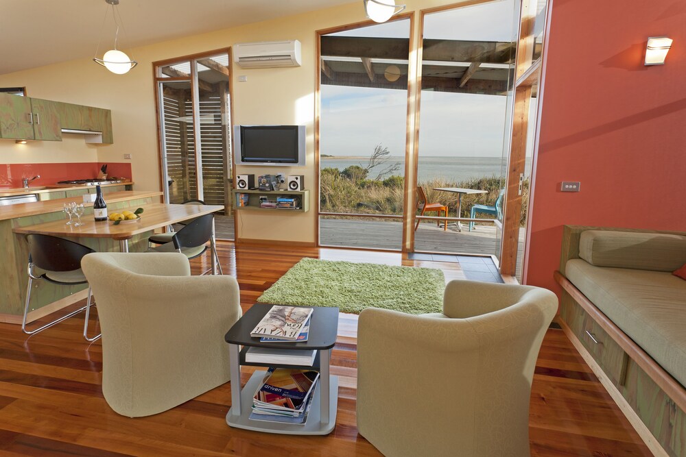 Beachside Retreat West Inlet
