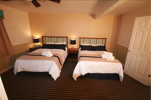 Kid Friendly Hotels In Fire Island Best Family Hotels For