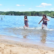 Wisconsin Dells Beach Hotels Oceanfront From 83 Travelocity Delton Oaks Resort