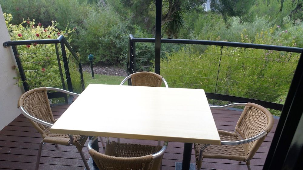 Terrace/patio, Margaret River Beach Apartments