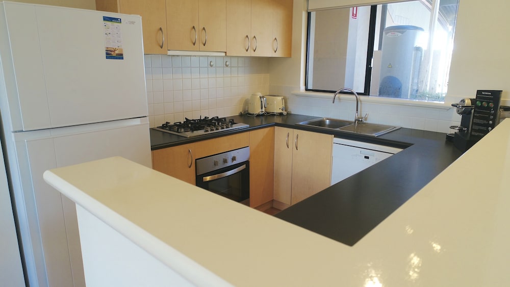 Private kitchen, Margaret River Beach Apartments