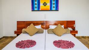 Minibar, in-room safe, desk, iron/ironing board