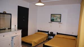 Free cribs/infant beds, free WiFi
