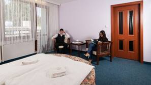 Desk, cribs/infant beds, rollaway beds, free WiFi