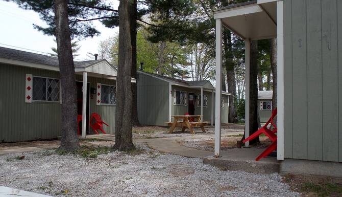 Maple Lane Cottages In Cadillac Mi Expedia