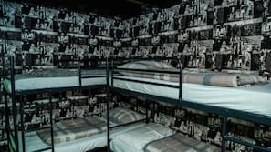 1 bedroom, in-room safe, desk, free WiFi