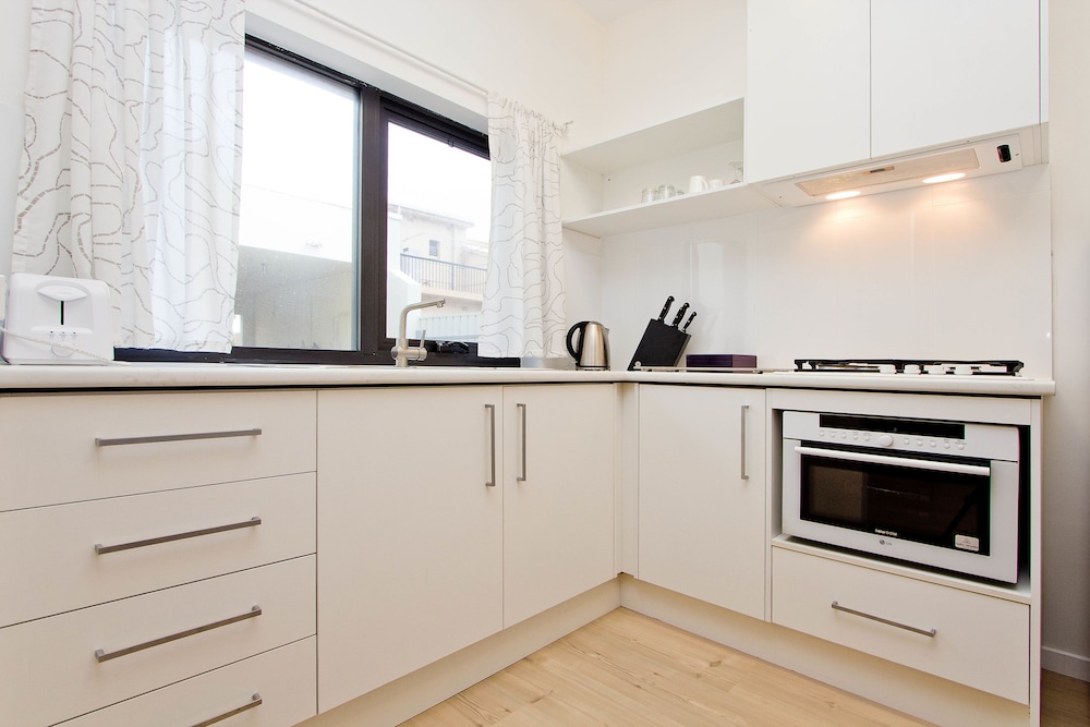 Private kitchen, Atlantic West Beach Apartments