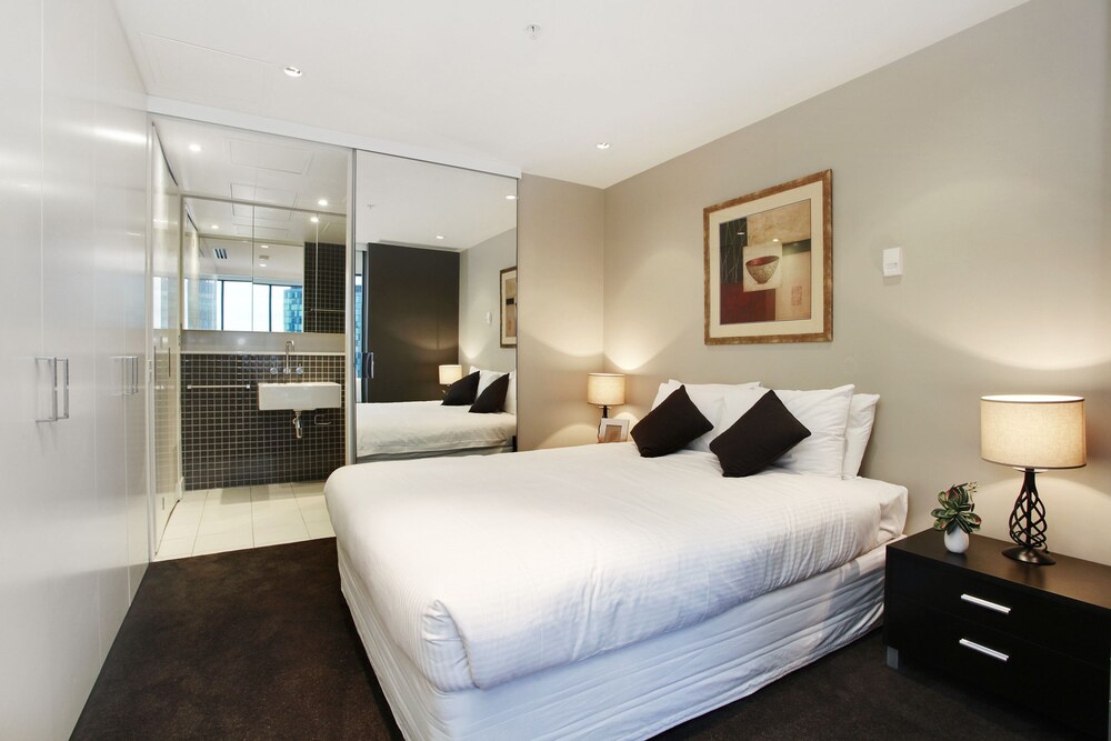 Corporate Keys - Freshwater Place