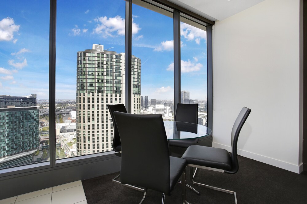 Corporate Keys - Freshwater Place