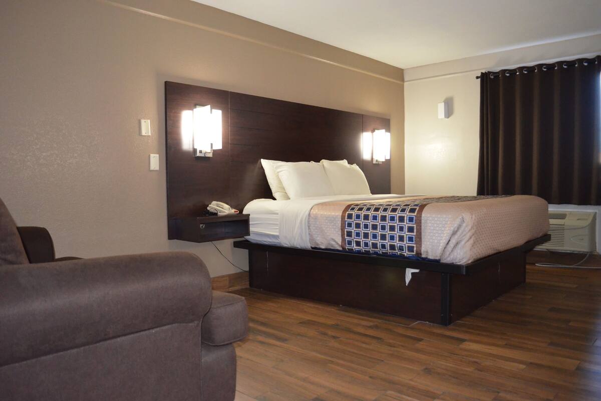 Hill Country Inn Marble Falls In Marble Falls Tx Expedia