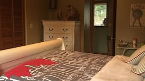 1 bedroom, iron/ironing board, free WiFi