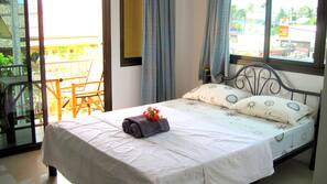 In-room safe, desk, rollaway beds, free WiFi