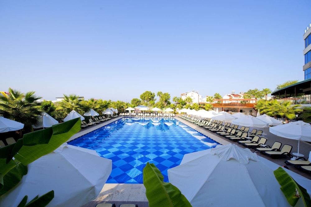 Outdoor pool, Raymar Hotels - All Inclusive